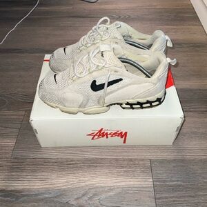 Nike Stussy Fossil